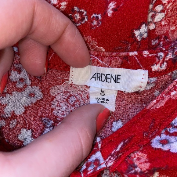 🍒3 for $12 - Ardene Floral Longsleeve - Picture 3 of 7